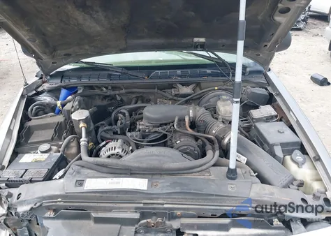 2003 Chevrolet S-10 Ls из США, поврежденный, VIN 1GCCS19X938249822